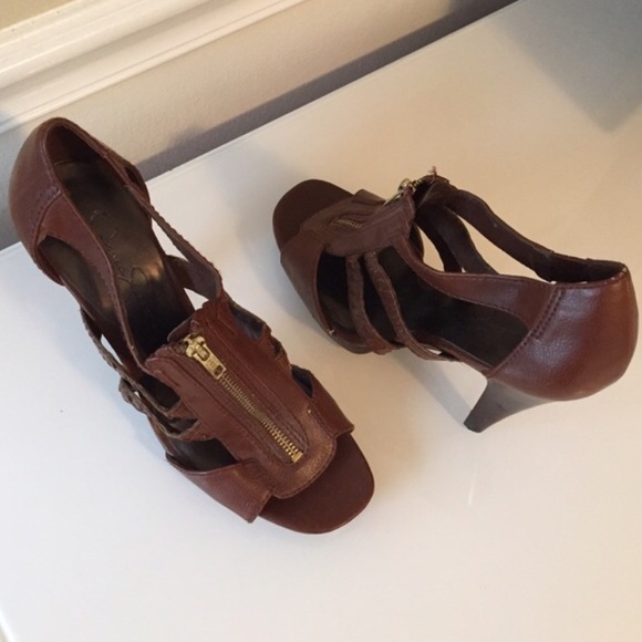 SALE ✨Jessica Simpson Heel Sandals