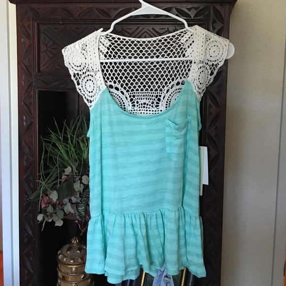 Cute NWT summer top