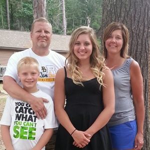 Meet your Posher, Julie