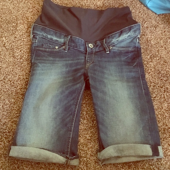 MAMA maternity shorts