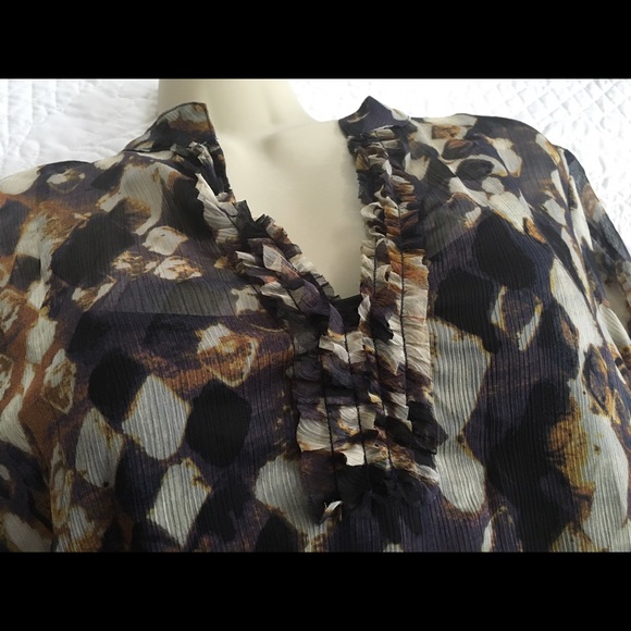 Vera Wang blouse - Picture 2 of 4