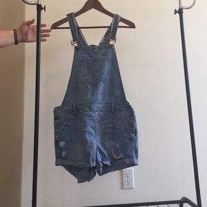 Juniors cute ripped short overalls