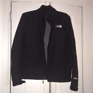 Men's North Face Windstopper zip jacket!