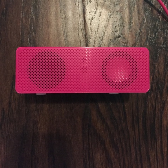 Lilly Pulitzer Speaker - Picture 2 of 4