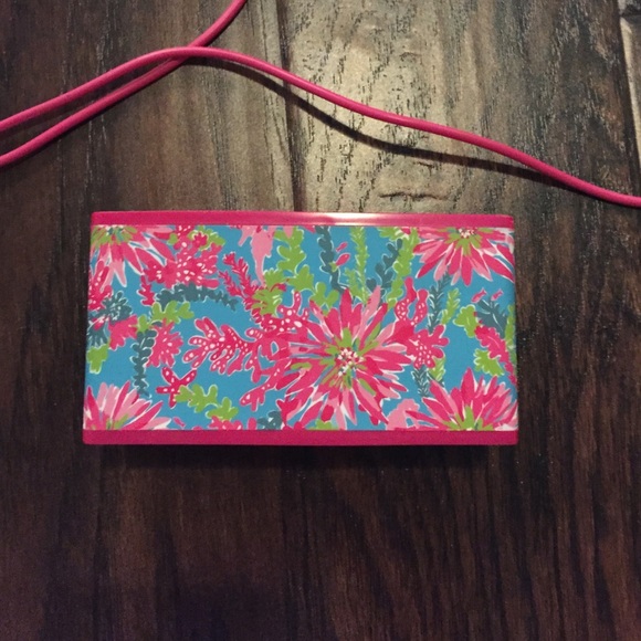 Lilly Pulitzer Speaker - Picture 3 of 4