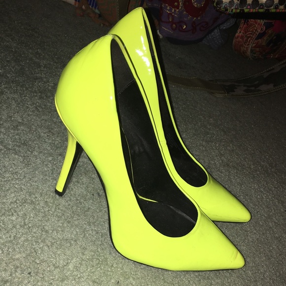 Fergie pumps