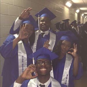 Meet your Posher, Yvette