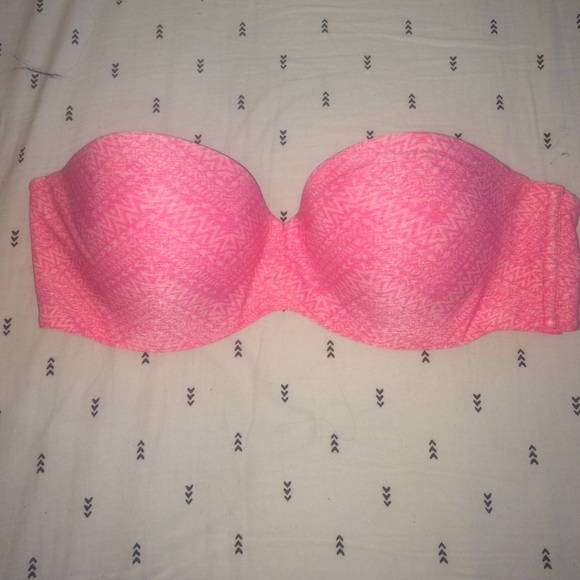 VS PINK strapless bra