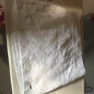 White lace Hollister skirt