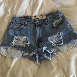 LEVI cut off shorts 517