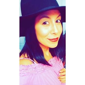 Meet your Posher, Ida