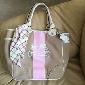 FINAL: RARE Bleeker Coach 11791