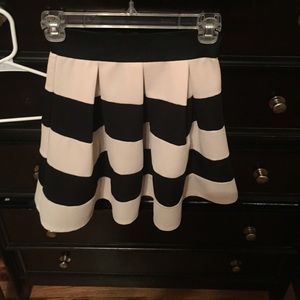 Striped high wasted skirt