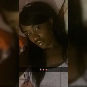 Meet your Posher, Dasia