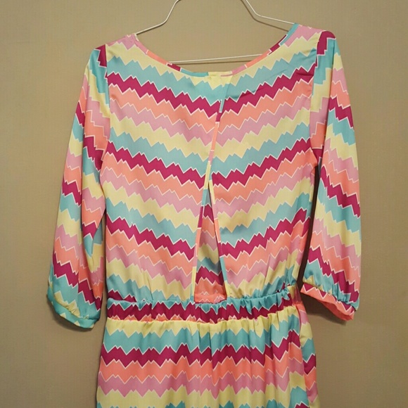 Neon pastel chevron dress - Picture 2 of 3