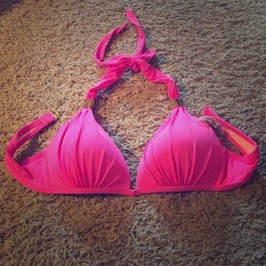 PRICE REDUCED 🤑VS Swim halter top