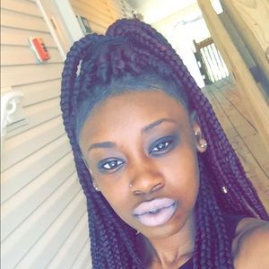 Meet your Posher, Errakita