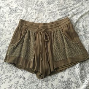 band of gypsies UO olive shorts w/ mesh pockets
