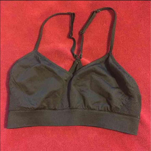 EUC VS Black Bralette