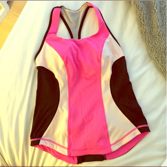 Lululemon Top (pink & black)