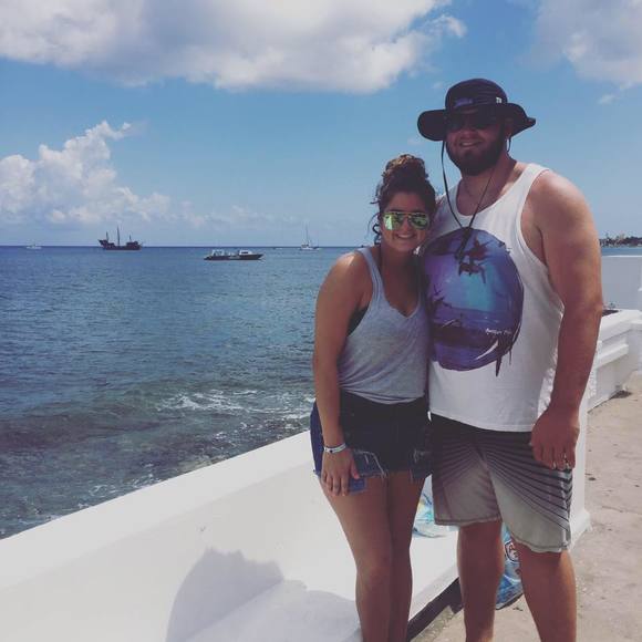 Meet your Posher, Katelyn - Picture 1 of 1