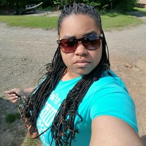 Meet your Posher, Christina