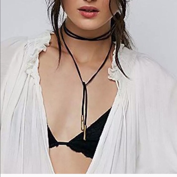 On trend wrap/choker/dangle necklace - Picture 4 of 4