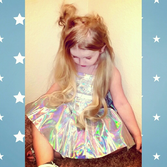 Meet your Posher, MandiePistol - Picture 3 of 4