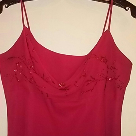 Red Dress - Picture 4 of 4