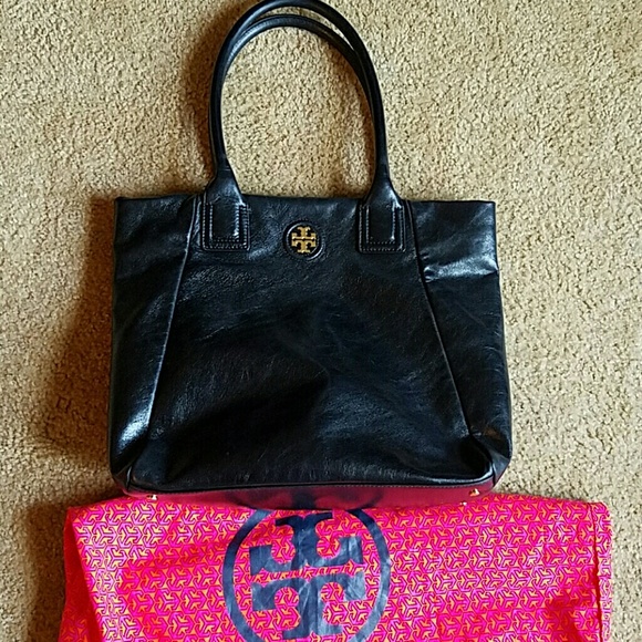 TORY BURCH Large Black Tote with dustbag!!