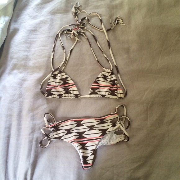 Acacia native set