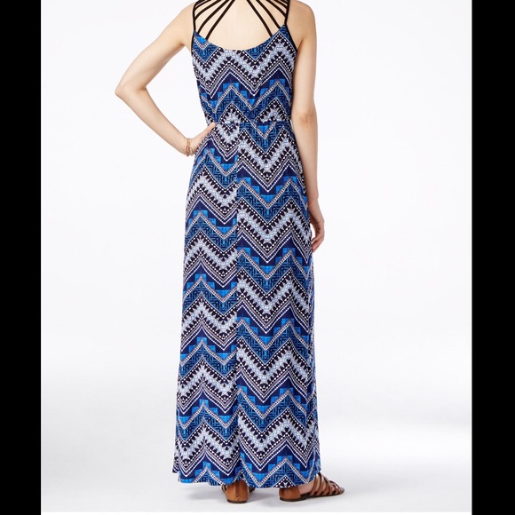 🆕🎉🎉MAXI DRESS🎉 - Picture 2 of 3