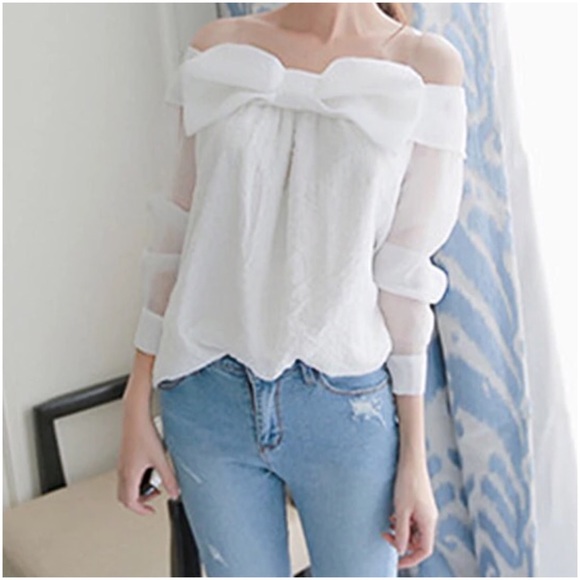 ❗️1 left ❗️🎉HP🎉 off shoulder blouse organza bow - Picture 1 of 3