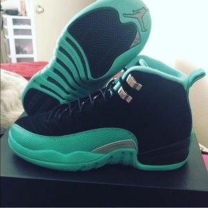 Jordan 12 Hyper jade