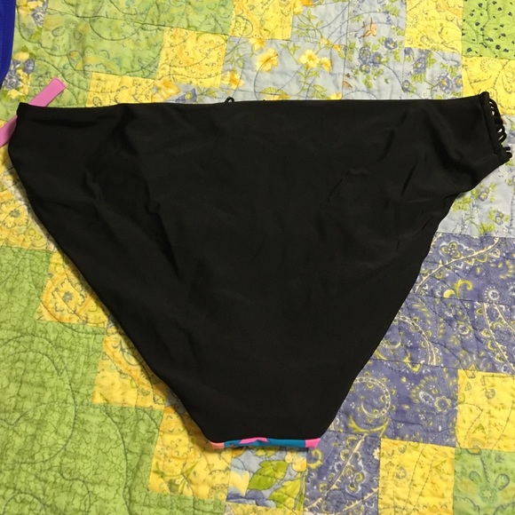BATHING SUIT BOTTOM BUNDLE!! - Picture 4 of 4