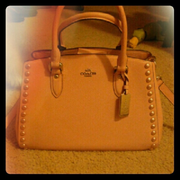 Coach rivet pebble leather bag