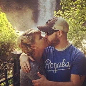 Meet your Posher, Cara