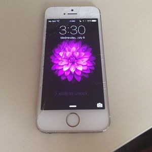 IPHONE 5s AT&T / GOLD .