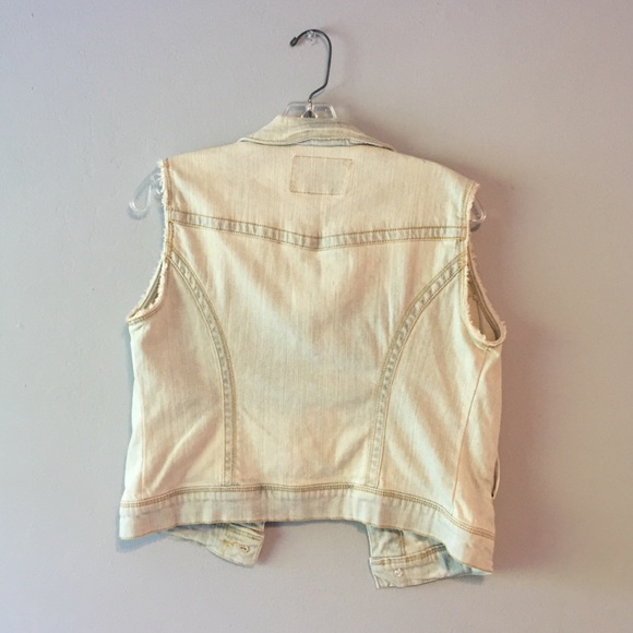 American Rag Vest - Picture 2 of 4