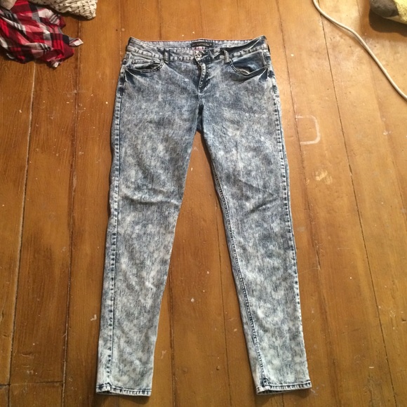 Lovesick skinny jeans