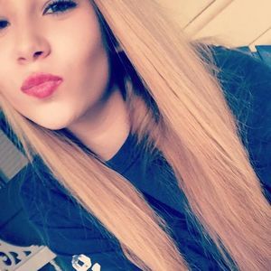 Meet your Posher, Jade