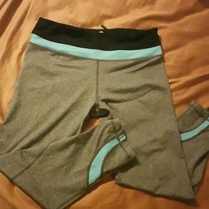 Lululemon leggins↗