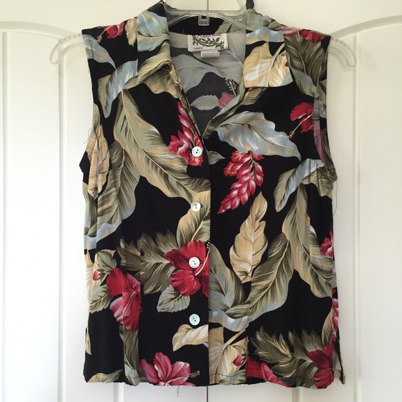 Sleeveless Hawaiian button down