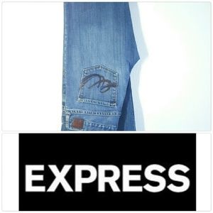 Express distressed women's jeans 31w