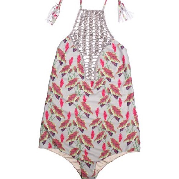 ❗️SOLD❗️ACACIA Teapuhoo Vintage Hawaii Large - Picture 1 of 3