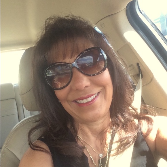 Meet your Posher, Diane