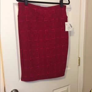 BNWT LuLaRoe Cassie pencil skirt size L pink