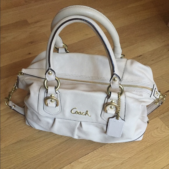 Super Cute Tiny Coach Purse