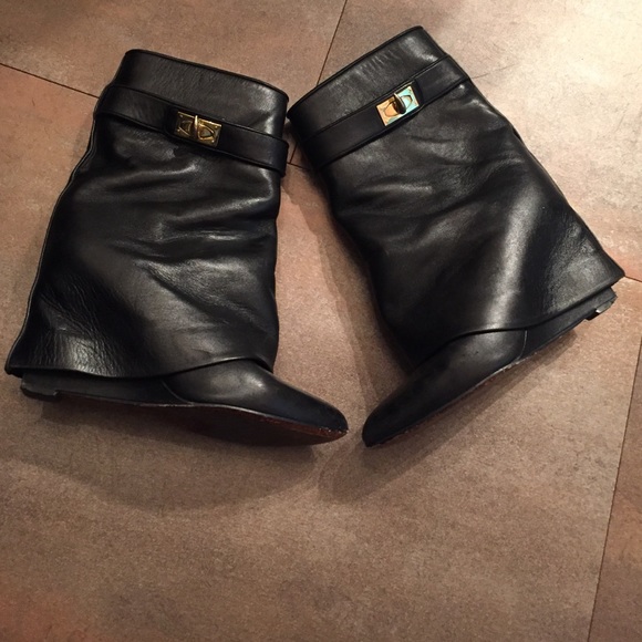 Givenchy shark lock ankle boots