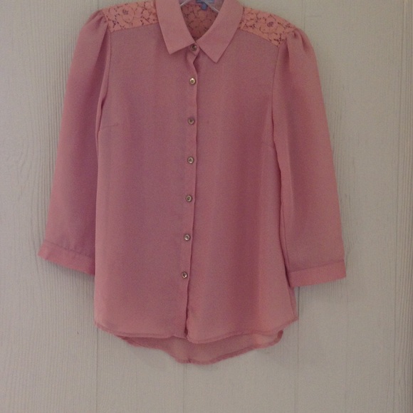 Long sleeve blouse-button up-lace